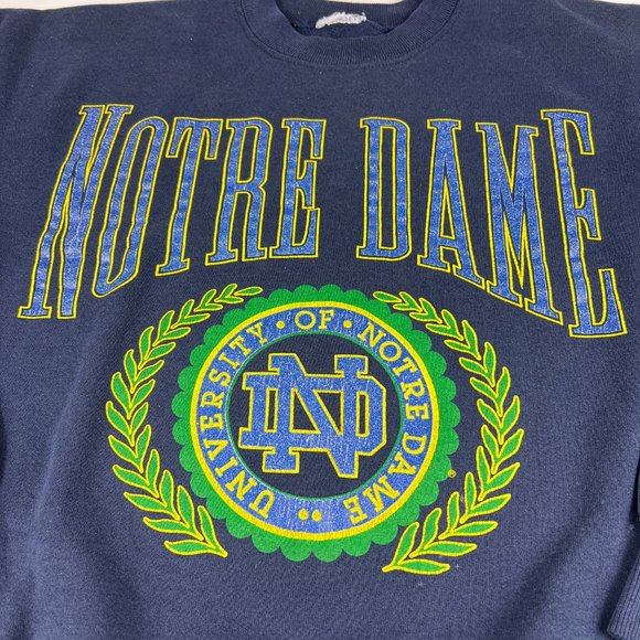 VTG NCAA Notre Dame Fightin Irish Sweatshirt Large Blue Faded Stained Crewneck - Picture 4 of 15